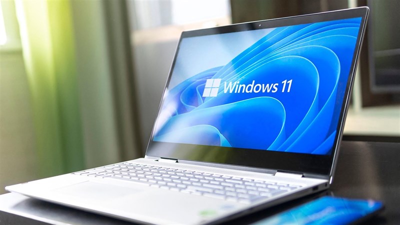 có nên tự cài windows 10 hay không?