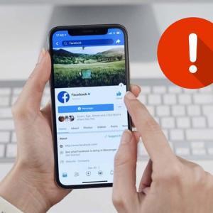 Cách báo sự cố trên Facebook chỉ với vài cái lắc điện thoại, rất đơn giản nhưng không phải ai cũng biết