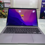 MacBook Air M1 2020 - Like new