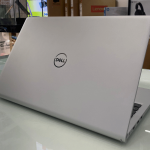 Dell Inspiron 3520