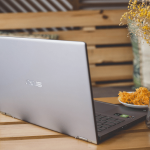 Asus Zenbook Flip 15 Q508